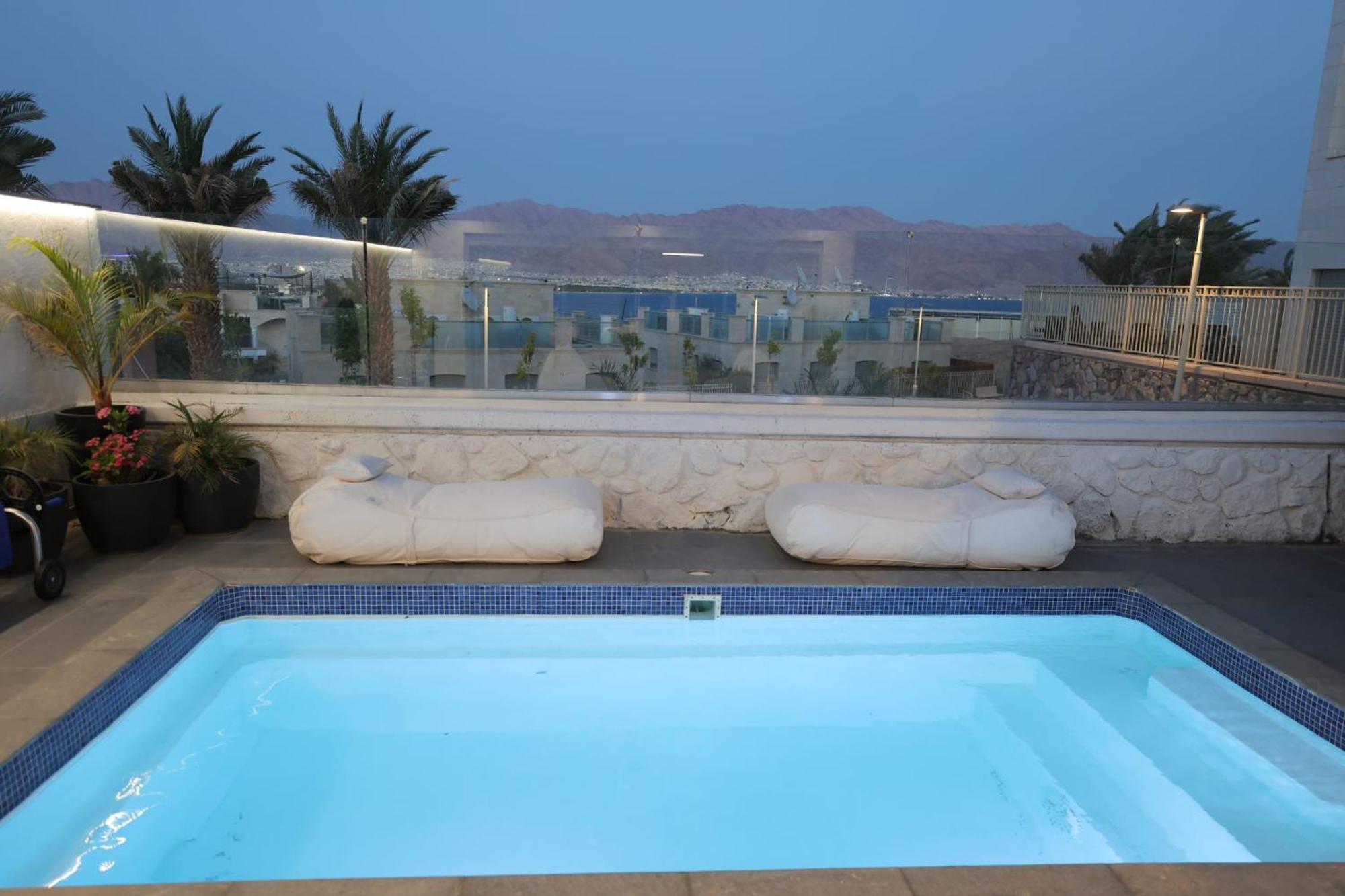 Z Lotus Garden Villa Ейлат Екстериор снимка